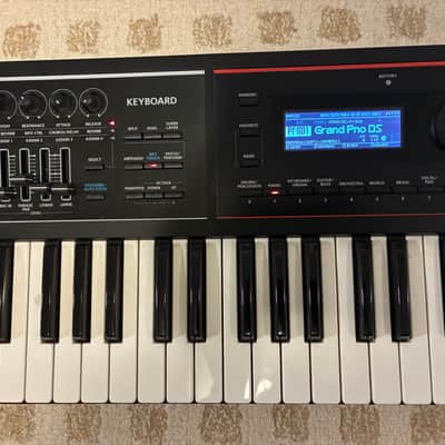 Roland Juno DS61 Synthesizer 2018 - Present - Black image 3