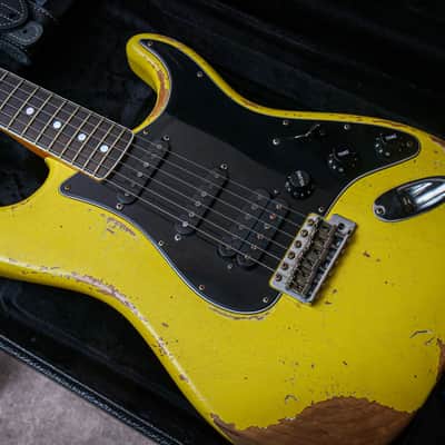 FENDER USA Custom Shop Ltd '67 Reissue Stratocaster Relic "Graffiti Yellow" (2023) image 2