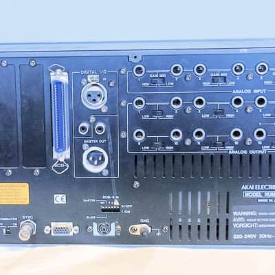 AKAI DR16 - Grey image 2