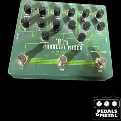 Electro-Harmonix Tri Parallel Mixer Effects Loop Mixer/Switcher 2019 - Present - Green - X17072 image 2