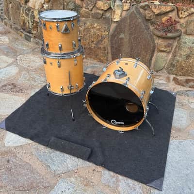 Ludwig Classic Maple 3 pc Drum Set kit -Natural Finish image 2