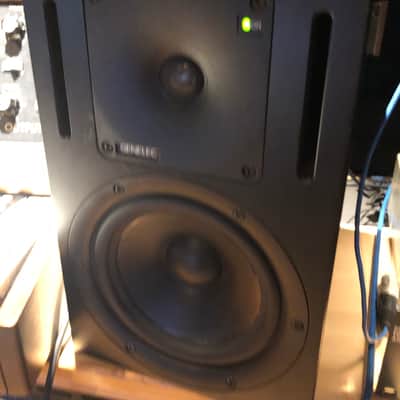 Genelec 1030A 6.5" Powered Nearfield Studio Monitor (Pair) 1994 - 2005 - Black image 2