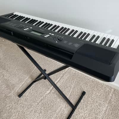 Yamaha PSR-EW310 76-Key Portable Keyboard 2020 - Present - Black image 8