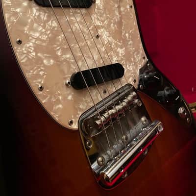 Fender Mustang American Performer 2019 - Sunburst Bild 8