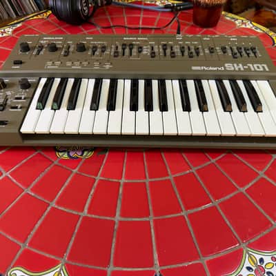 Roland SH-101 Legendary Analog Mono Synth 1982 image 6