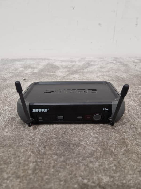 Shure Pgx4 Wireless Receiver - UHF Frequency, Diversity Operation - Excellent w/ Power Supply image 1
