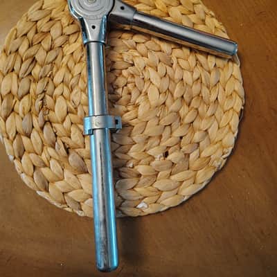 Pearl Uni Loc Tom Mount (older version) - Chrome image 2