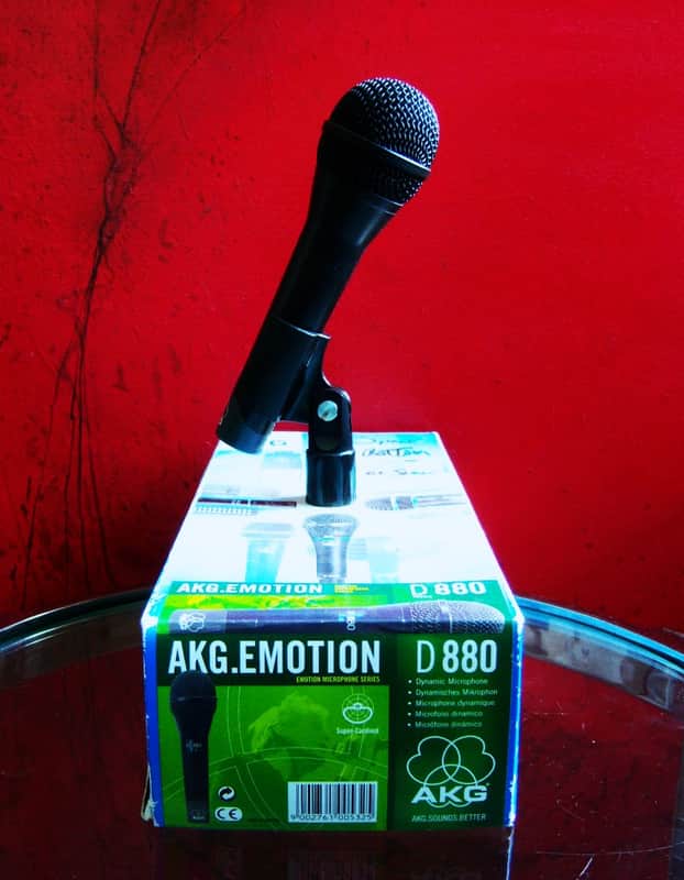 Vintage 1990's AKG D880 dynamic cardioid microphone Satin Black w accessories SM58 image 1