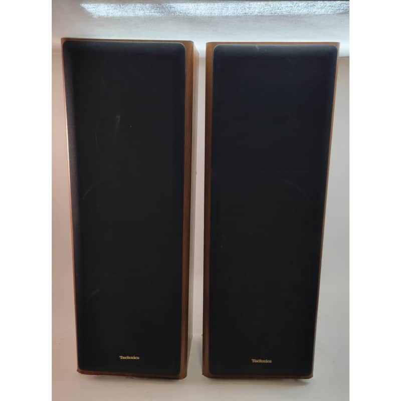 Vintage Technics SB-A34 Tower Speakers - Tested - Local Pick Up Only image 1