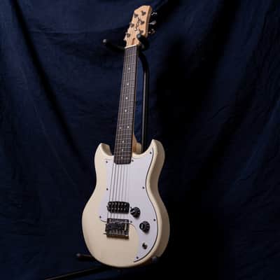 Vox SDC-1 Mini Guitar - White image 7