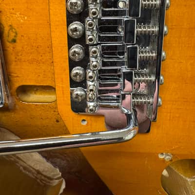 Fender SQUIRE LH 2000’s - SUNBURST image 3
