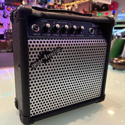 Pre-Loved Gears 4 Music S15B 15 Watt Bass Amplifier image 4