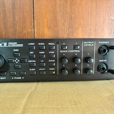FRACTAL AUDIO SYSTEMS Axe-FX II PREAMP / FX PROCESSOR w/ box image 4