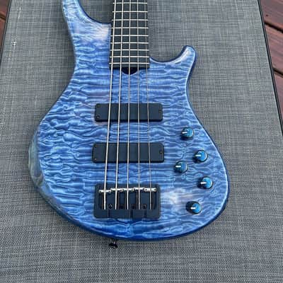 2023 Roscoe SKB3005 Quilted Maple Loaded image 5