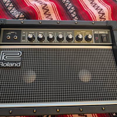 Roland JC-22 Jazz Chorus 2-Channel 30-Watt 2x6.5" Guitar Combo 2016 - Present - Black image 1