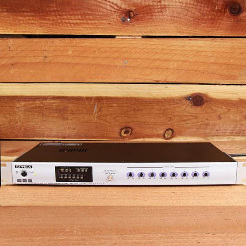 Aphex 228 8 Channel Unbalanced to Balanced Line Level Converter Bump Box image 1