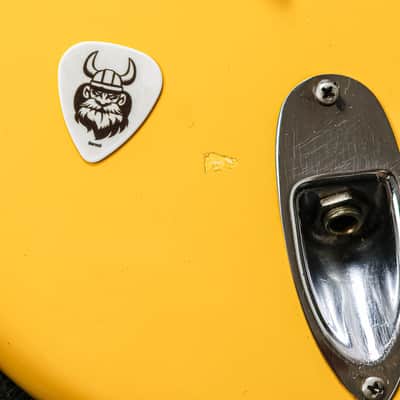 Fender Stratocaster International 1981 | Monaco Yellow image 6