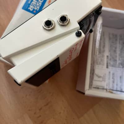 Boss TU-3 Chromatic Tuner 2009 - Present - White image 3
