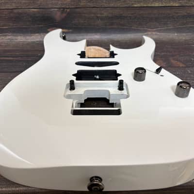 2016 Ibanez Prestige RG2570MZA Body White Pearl Metallic Made in Japan image 8