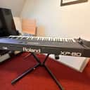 Roland XP-80 76-Key 64-Voice Music Workstation Keyboard 1999 - 2004 - Black