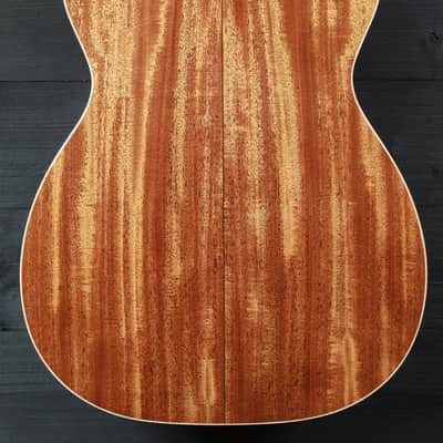 Martin Custom Shop 00-18 Style Premium Mahogany / Bearclaw Engelman image 5