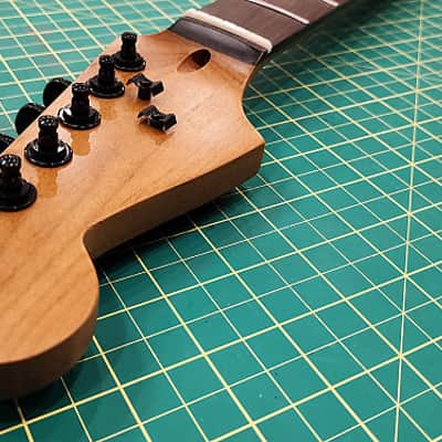 Graph Tech Ratio Loaded Left Handed or Reverse Headstock S-STyle Neck image 4