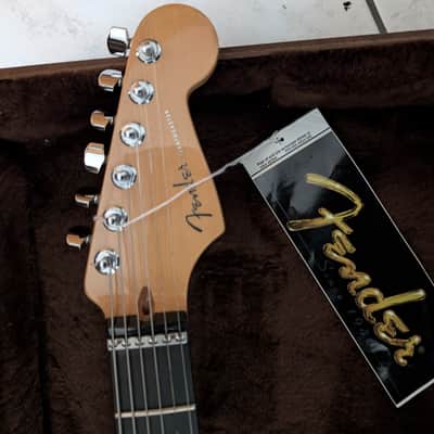 Fender American Deluxe Stratocaster QMT HSS with Rosewood Fretboard 2004 - 2006 - Bing Cherry Sunburst image 4