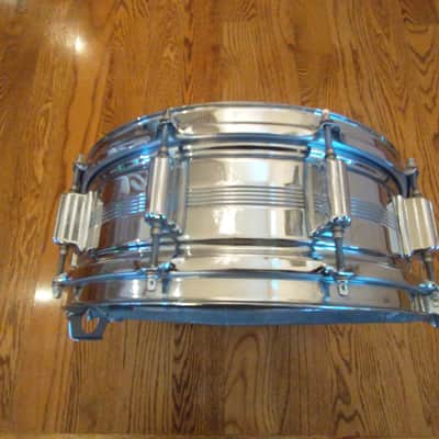 Rogers Vintage Dynasonic chrome over brass snare drum 1970s with snare rail - excellent image 3