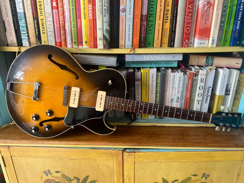 Gibson Guitar USA ES-135 P90 Semi Hollow Body 1992