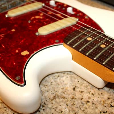Fender Duo Sonic II 1964 Brazilian Rosewood Pre CBS Olympic White Original Fender hard case image 5