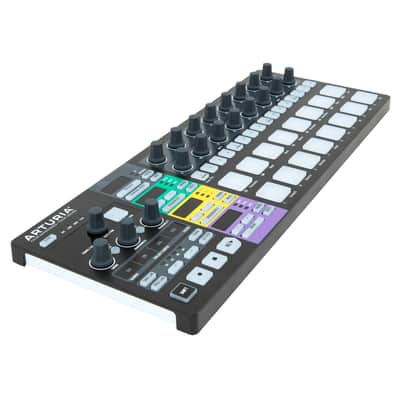 Arturia BeatStep Pro Black Limited Edition + 14 Cavi CV Omaggio! EXDEMO image 2