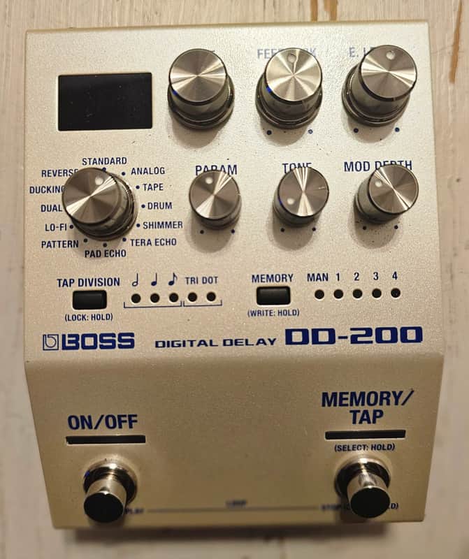 Boss Digital Delay DD 200 Multi Effects Processor image 1