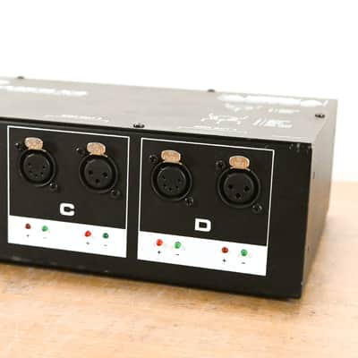Elation DMX-Branch/4 4-Way 3-pin and 5-pin DMX Distributor CG011S6 image 2
