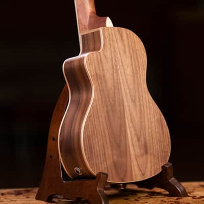 Ortega RUWN-CE Horizon Series Walnut Top Okoume Neck Concert Acoustic-Electric Ukulele w/Gig Bag image 11