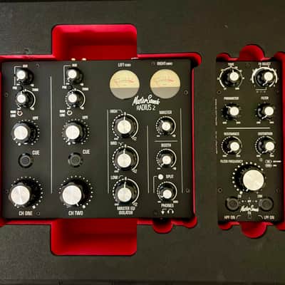 MasterSounds Radius 2 & FX Gen 2 Rotary DJ Mixer with Case Mint image 1
