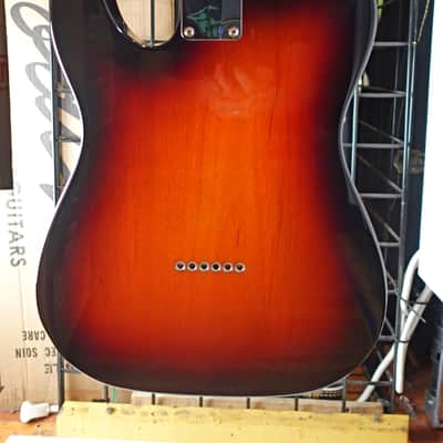 Fender American Special Telecaster with Maple Fretboard 2010 - 2018 - 3-Color Sunburst image 6