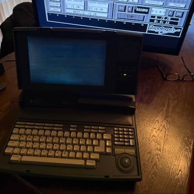 Atari stacy 1989 image 5