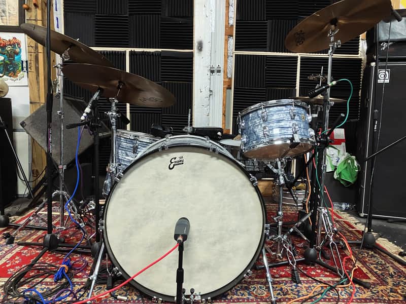 Ludwig Classic Maple 2000s - Sky Blue Pearl image 1