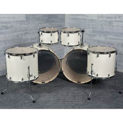 Yamaha Stage Custom Birch 6pc Drum Set (24" Double Bass) Classic White image 2