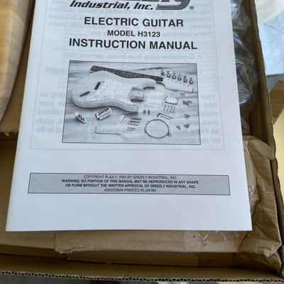Grizzly Industrial H3123 1990's ? - Clear sealer applied image 2