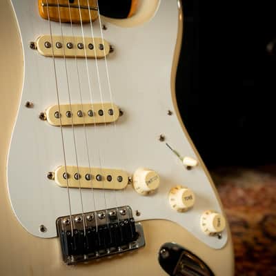 Fender Vintera ’50s Stratocaster – 2019 – White Blonde – Very Good Condition – Upgraded Graph Tech Saddles – w/ Gig Bag image 6