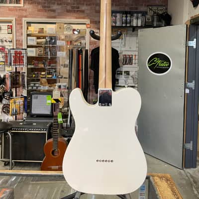 Fender Standard Telecaster 2017 - Olympic White image 6