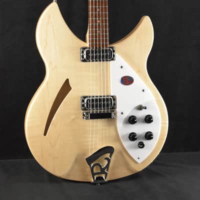 Rickenbacker 330 6-String Mapleglo image 1
