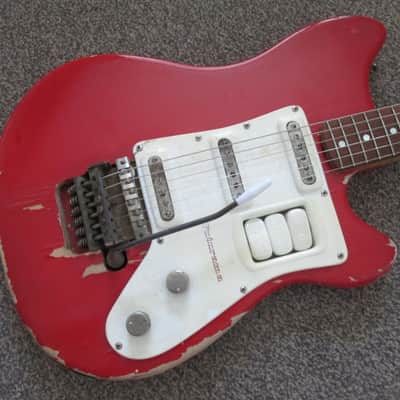 Futurama model III electric  guitar late 50's/early 60's red image 1