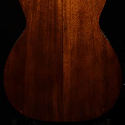 Martin Guitars Custom Shop 000-18 image 2
