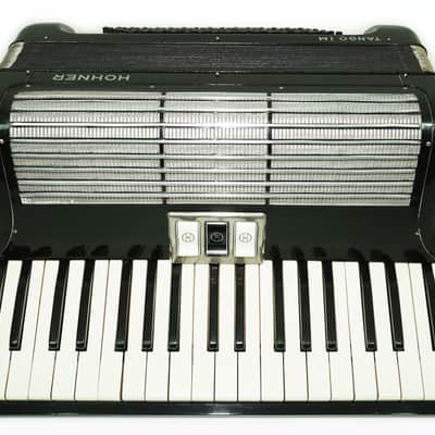Hohner Tango IM Vintage Piano Accordion 96 Bass, made in Germany, Lightweight Original Keyboard Accordian, with New Straps, 2662 image 7