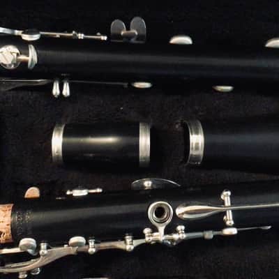 💥Yamaha YCL-200ADII Advantage Clarinet Outfit image 2
