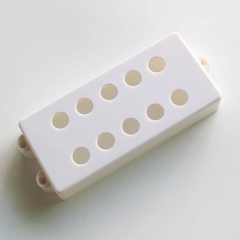 2 Pieces White 5 String Bass MM Style Pickup Cover image 1