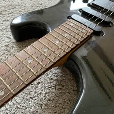 J&D Black Electric Guitar, Solid Mahogany Body, Maple Neck, 24 Frets Rosewood Fingerboard image 3