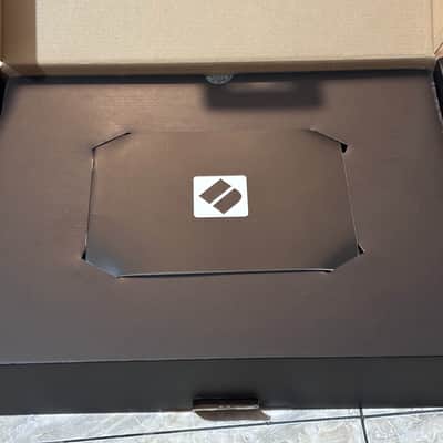 Novation [NOS - New Old Stock] Circuit Mono Station - Paraphonic Analogue Synthesizer 2017 - 2021 - Complete with Box, Manual, Cables, Adaptor image 18